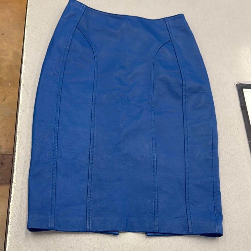 Danier Blue Pencil Leather Skirt Knee-Length Workwear